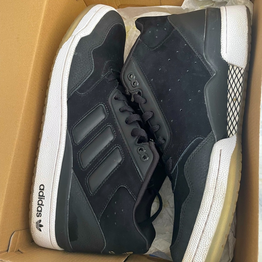 Adidas Artforum black and white sneakers. Men’s size 12!! Good condition